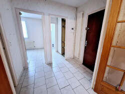 entree-relookee-avec-un-parquet