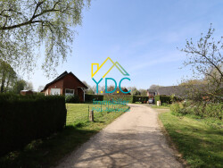partie-chalet-mitoyen-avec-coin-jardin-