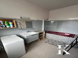 facade-ext-avec-entree-logements