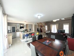 photo2
