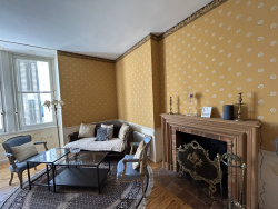 petit-salon