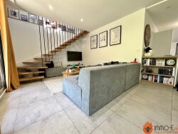 photo2