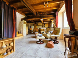 2-eme-salon-a-l-etage