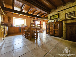 piece-de-vie-avec-four-a-pain