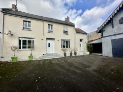 cour-et-portail-d-entree