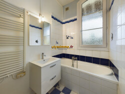 chambre-spacieuse-