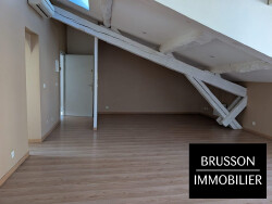 porte-fenetre-avec-acces-balcon