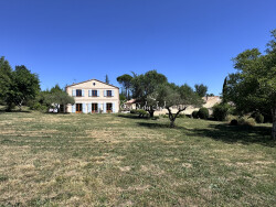 le-terrasse-a-cote-du-salon