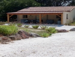 les-3-hebergements-en-longere--