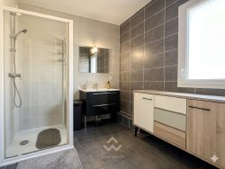 balcon---appartement-t2---la-garde-83130