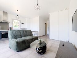 balcon---studio---la-garde-83130