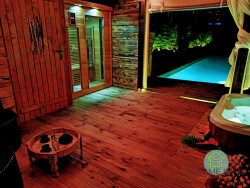 terrasse-piscine-nuit-villa-la-farlede