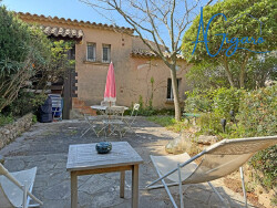 terrasse-et-jardin-cote-colline