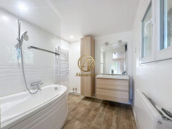 chambre-a-coucher-du-rez-de-chausee