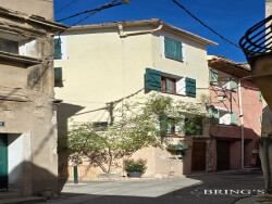 sejour--cuisine---maison-st-maximin
