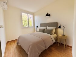 salle-d-eau-moderne-avec-rangements