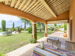 position-dominante-vue-mer