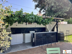 terrasse-avec-pergola-cote-sejour-sud