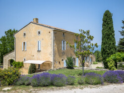 facade-nord-air-property-provence