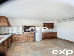 acces-terrasse-et-jardin-par-le-salon