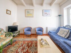 jardinet-vue-sur-le-garage-