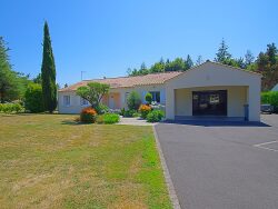 cuisine-amenagee-et-equipee