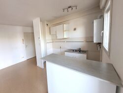 sejour-avec-espace-cuisine