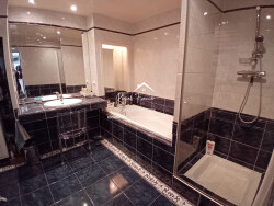 au-premier-etage-