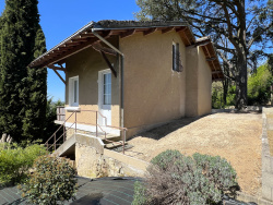 de-retour-dans-la-piece-de-vie--