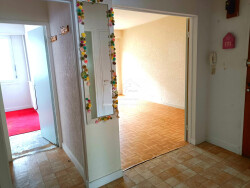 piece-de-vie-avec-acces-balcon