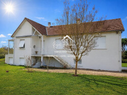 piece-de-vie-avec-cheminee-