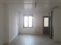 salle-d-eau-avec-fenetre-vmc-recente