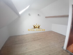 terrasse-carrelee-de-10-m2--couverte-