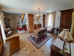 cuisne-ouverte-avec-salon-chaminee