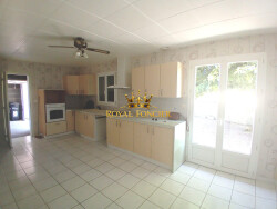 cuisine-amenagee-et-equipee-