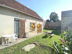 piece-de-vie-avec-cheminee-
