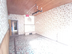 local-commercial-avec-vitrine-