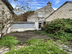 terrasse-a-l-avant-de-la-maison