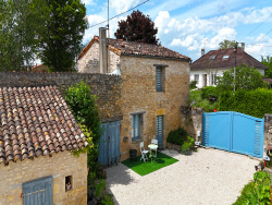 -d-une-piece-de-vie-avec-wc--