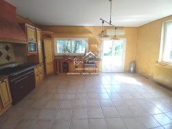 entree-de-17-m2-tres-spacieuse-