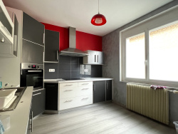 une-chambre-avec-placard-