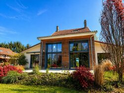 piscine-au-sel-chauffee-avec-cascade