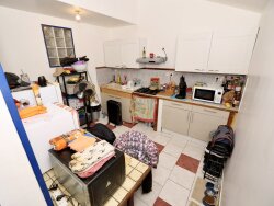 f3-en-rez-de-chaussee-cuisine