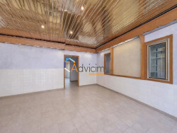 local-2-vide-de-son-mobilier-par-l-ia