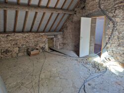 salle-de-bains-avec-wc-a-l-etage
