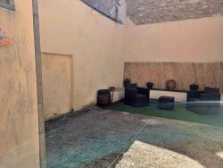 village-avec-ecoles-