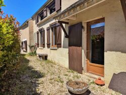 maison-avec-cuisine-amenagee-et-equipee