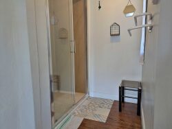 chambre-avec-parquet-sud-yonne