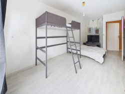 photo1