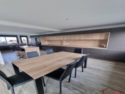 photo1